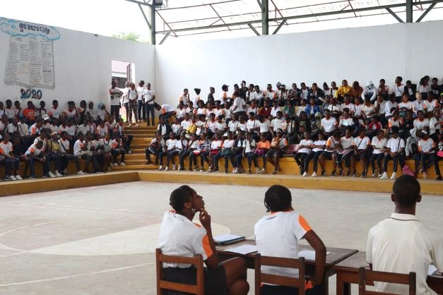 Colegio Nacional San José De Calasanz, Bata